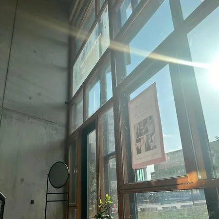 Large House In New York Style With A Private Rooftop Terrace. 아파트 *