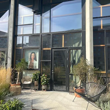 Large House In New York Style With A Private Rooftop Terrace. Копенгаген